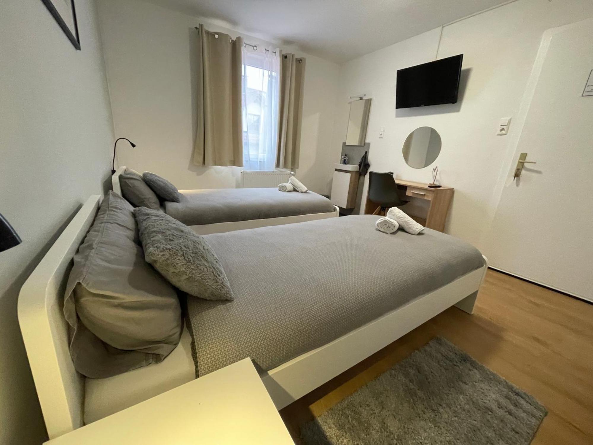 Pension Baeren Engstingen Экстерьер фото