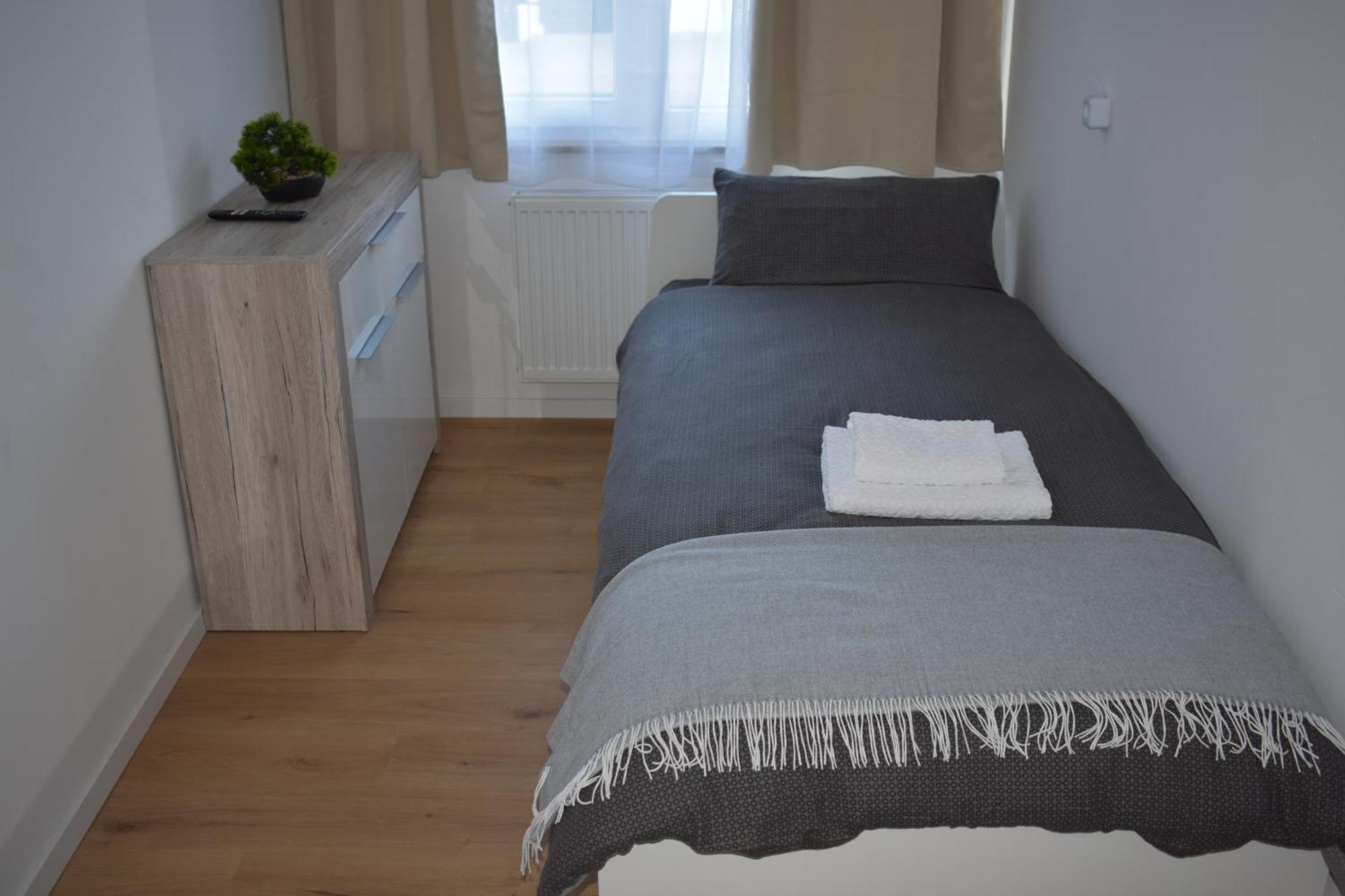 Pension Baeren Engstingen Экстерьер фото